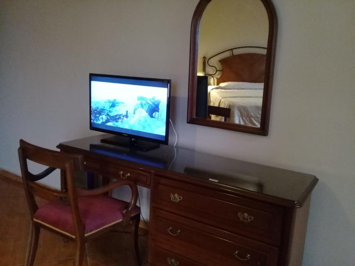 Hotel Puerta Del Rey Санта Крус де ла Сиера Екстериор снимка